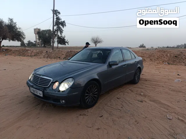 السلام عليكم ورحمه الله وبركاته  للبيع  مرسيدس الباشا محرك 20كمبريسر ربي يبارك