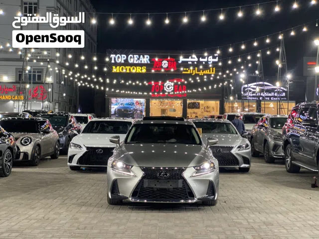 2019 لكزس IS IS 300