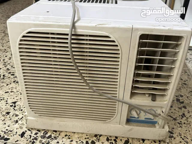 مكيف يونيفا انفيرتر مستعمل نظيف يعمل على السحب المولد ركز