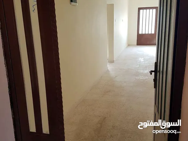 160 m2 3 Bedrooms Apartments for Rent in Mafraq Hay Al-Hussein