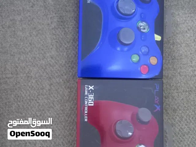 ايدين Xbox 360 جديد بسلك ما استعملتهم ولا مرة لون ازرق و احمر