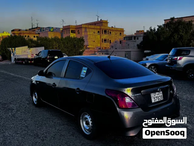 2020 نيسان صني Standard