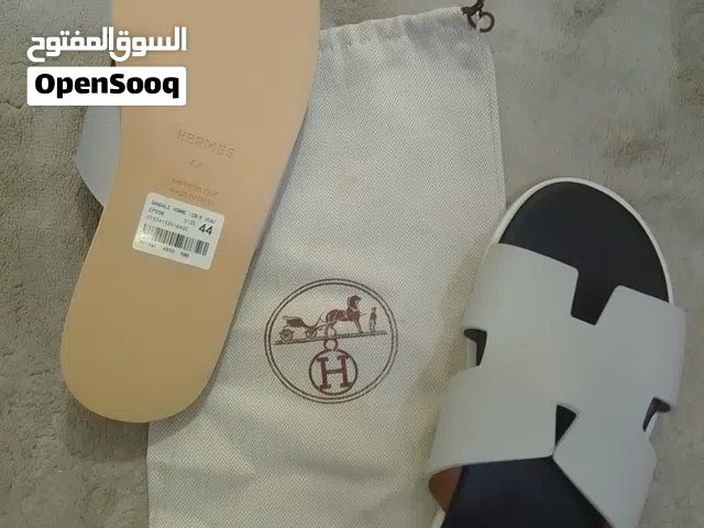 صنادل HERMES