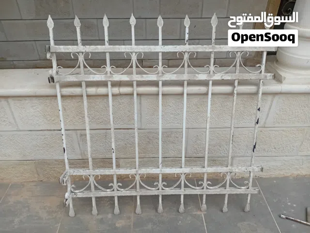 حمايات ثقيل مقاسات مختلفه بواب حديد ثقيل