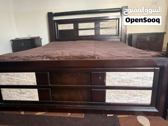غرفه نوم ما عدا الخزانه
