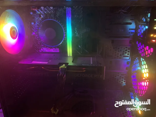 استعمال 7 اشهر فقط Pc شبه جديد و كل الموجد جديد ولا يوجد خلال في الجهاز