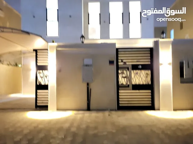 الياسمين مساحة 3014 قدم ثلاث غرف نوم ماستر مجلس صاله غرفة خادمه استور باركينج داخلي مغطى تكييف مرك