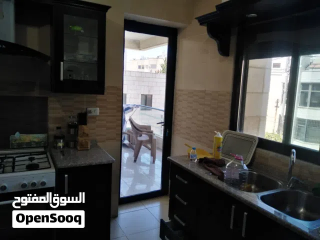 REF :14888 - شقة مفروشة للإيجار في منطقة السابع