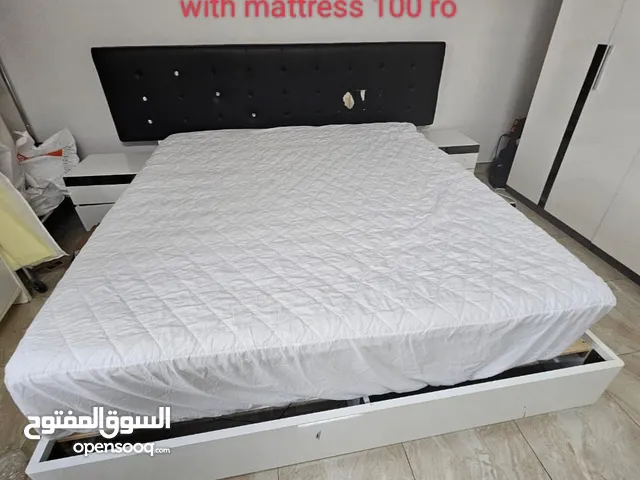 King size bed for sale