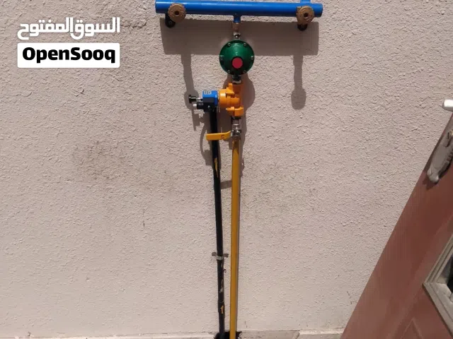 تركيبات أنابيب الغاز في البيت ولمطعام Gas work pipe fitting in restaurant and home