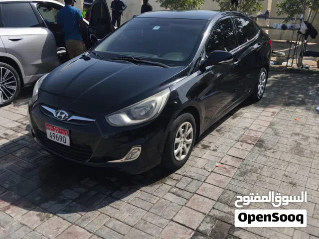 2014 هيونداي اكسنت GL