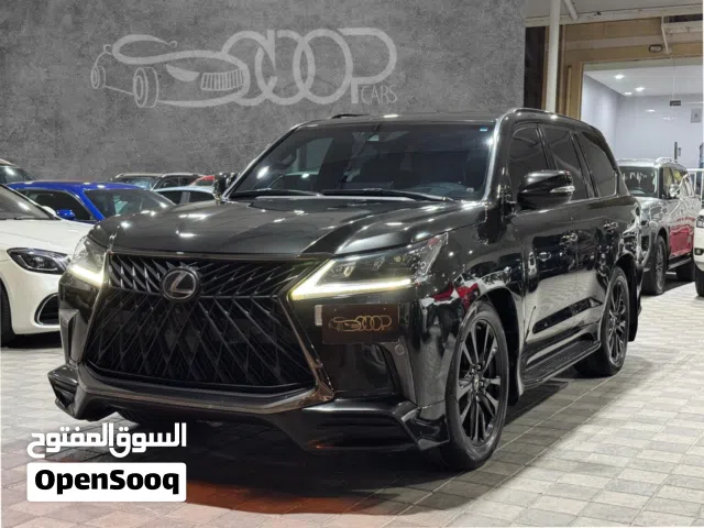 Lexus LX 570 Black Edition S