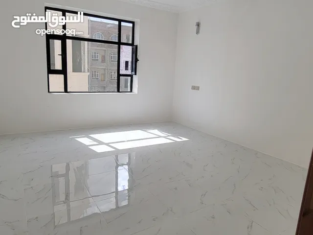 2 m2 3 Bedrooms Apartments for Rent in Sana'a Bayt Baws