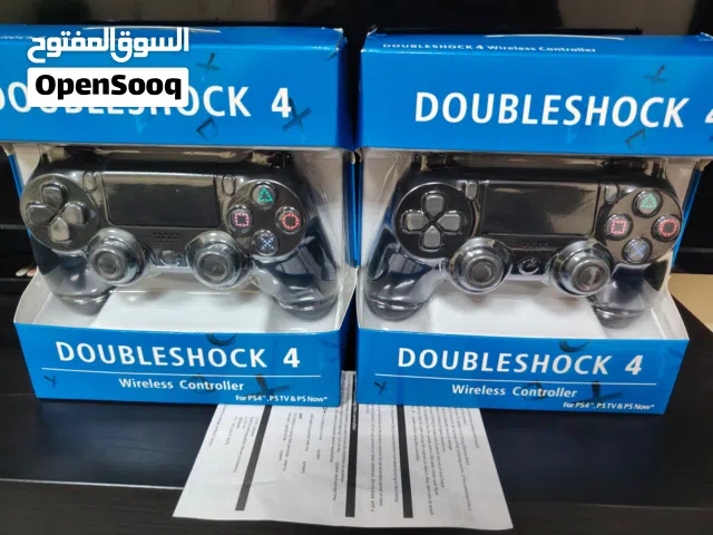 Ps4 controllers two pic