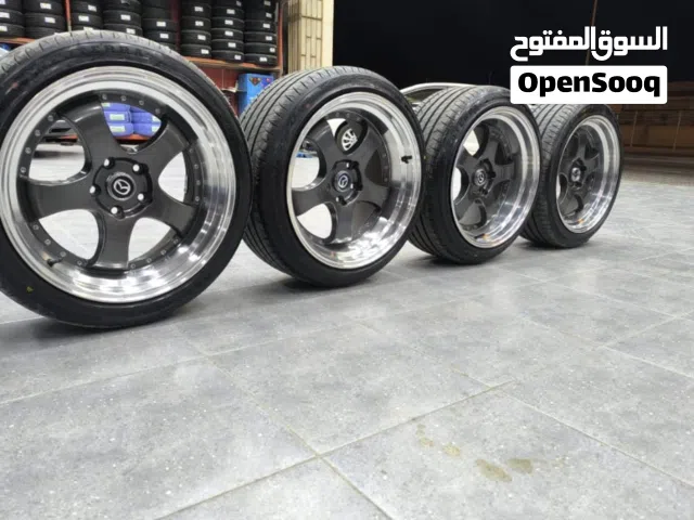 للبيع 4رنقات مع التواير جديدة توه اليوم مركبين