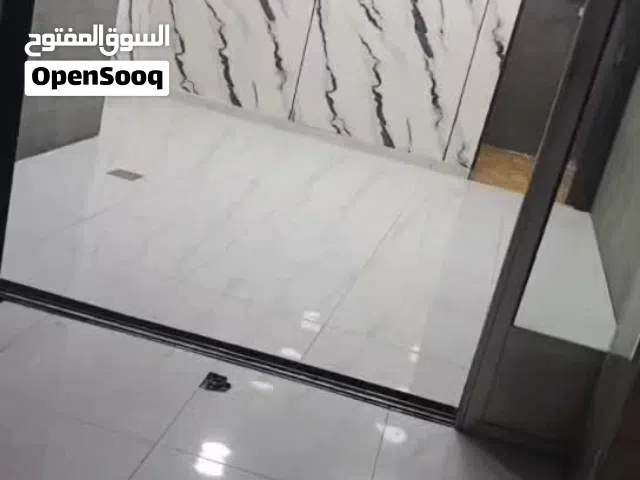 مطلوب ممول بمبلغ 3,000 دينار مقابل دخل 200 دينار شهري