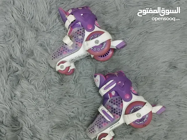 سكيتات VIP عجال مطاط هيكل بلاستيك مقوى شفرات حديد .