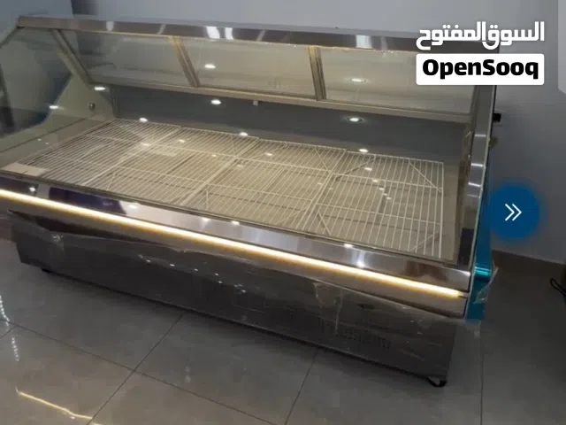 للبيع: ثلاجة عرض لحوم وأجبان