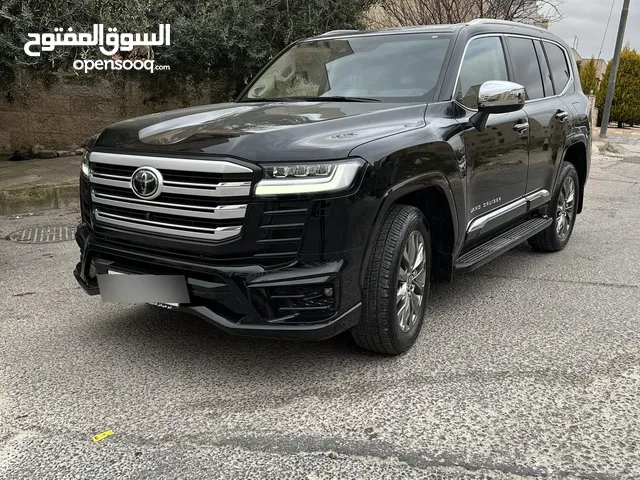 Used Toyota Land Cruiser in Amman