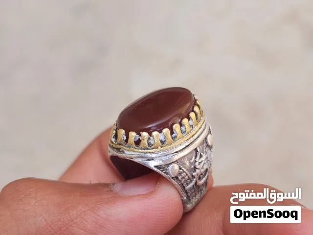 خاتم فضة وعقيق.  السعر النهائي باليمني 7500