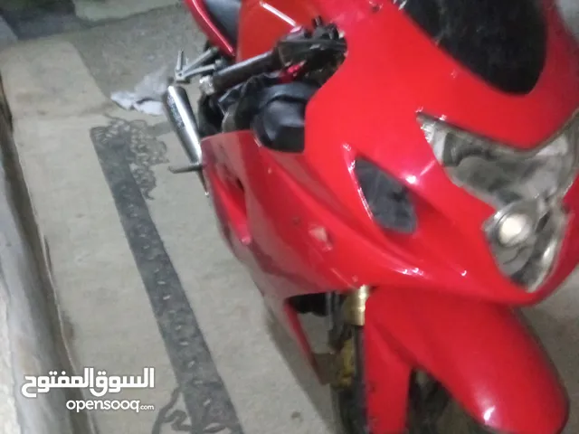 Suzuki Gsxr 750