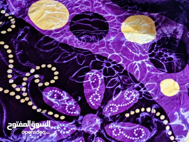3 بطانيات مجوز جداد بشنطتهم