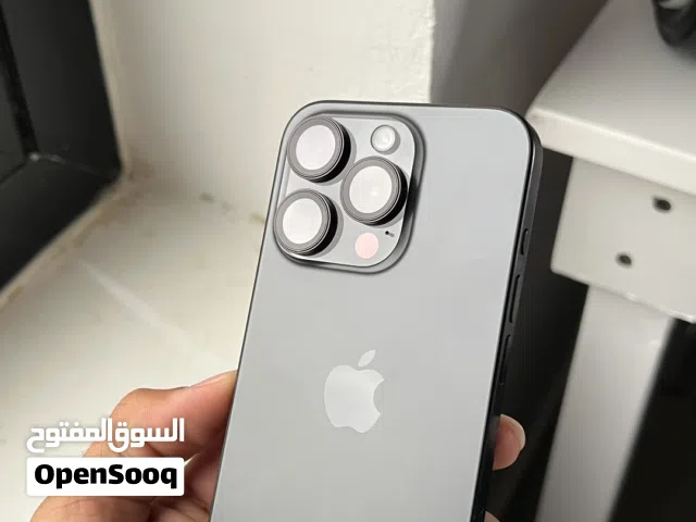 Apple iPhone 15 Pro 128 GB in Buraimi