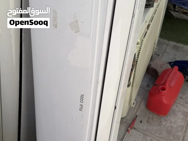 تكيف او نضيف ما يشكي من شي او شغال