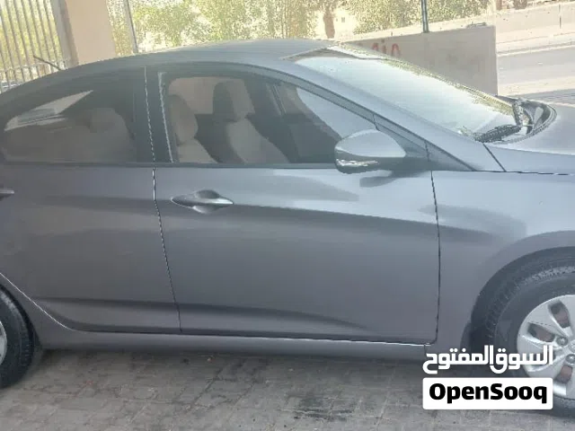 2015 Hyundai Accent Standard