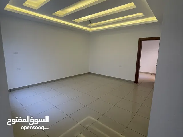 180m2 5 Bedrooms Apartments for Sale in Tripoli Ain Zara