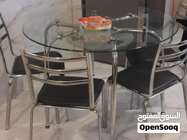 طاوله سفره سيكوىيت مع كراسي