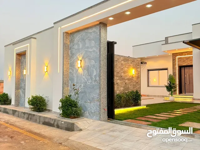 2 Bedrooms Chalet for Rent in Tripoli Al-Baesh