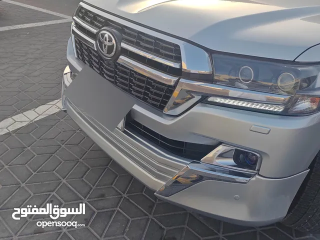 لاندكروزر جي اكس ار 2017 محول ف اكس ار 2021