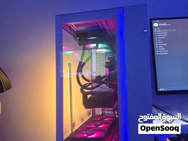 CPU: Intel Core i7-13700F  GPU: NVIDIA GeForce RTX 4070 (Triple Fan)  RAM: 32GB  Storage: 512GB NVMe