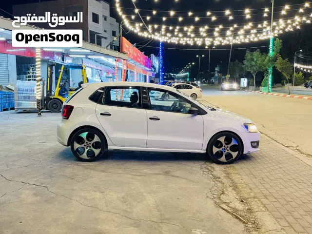 2012, فولكسفاغن, بولو, Standard