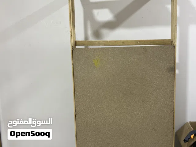سرير اخشاب نفر