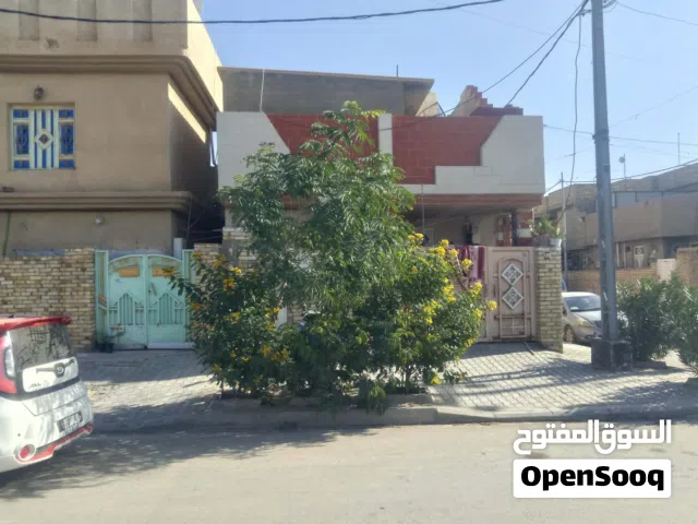 105 m2 4 Bedrooms Townhouse for Sale in Wasit Kut