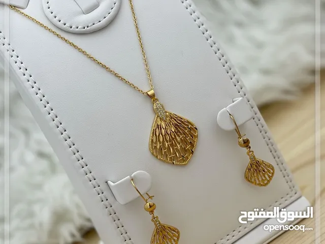 عقد للكبار