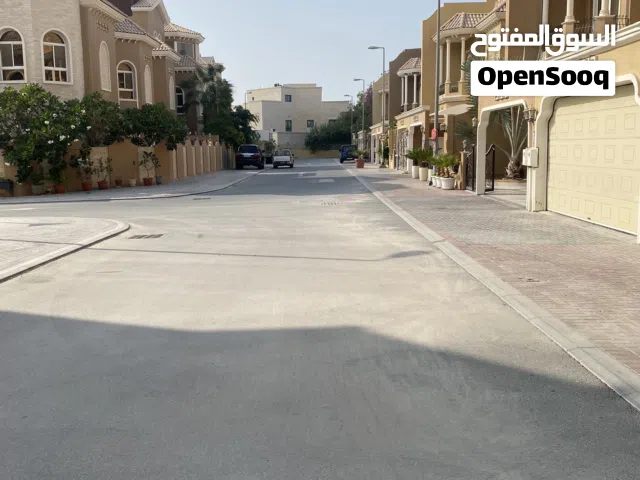 For rent Villa in Saar close to mercado full furnished