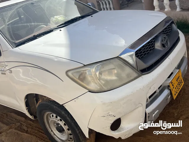 Used Toyota Hilux in Tripoli