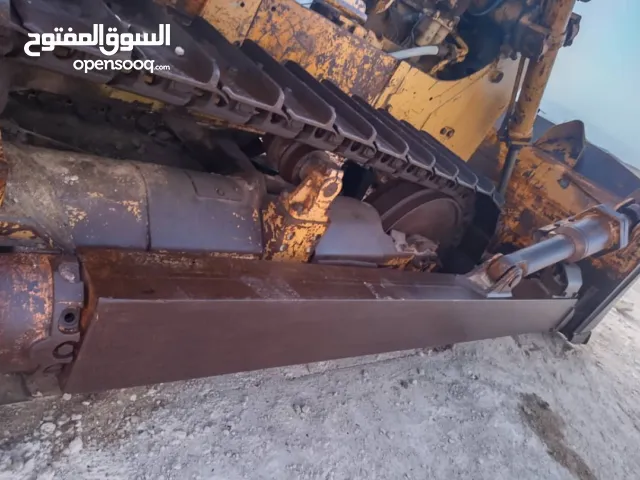 للبيع دركتر نظيف جدا موديل 1985