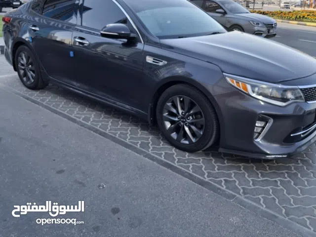 كيا اوبتيما اقتصادية جدا الفئه s بحالة ممتازة بانوراما وارد جاهزة للاستخدام قابل للتفاوض .