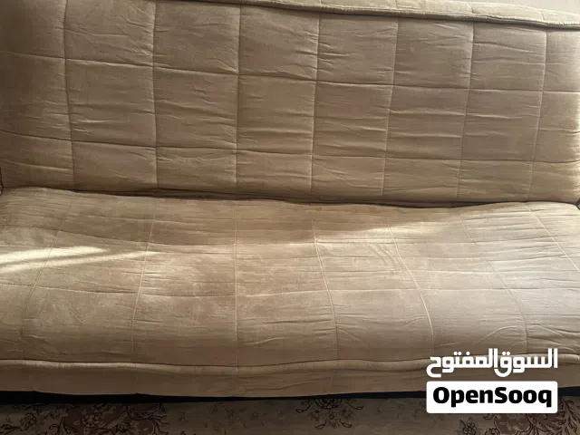 كنبة سرير لون بيج