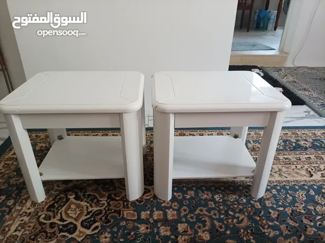 For Sale – 2 Wooden Bedside Tables للبيع – طاولتان جانبيتان خشب
