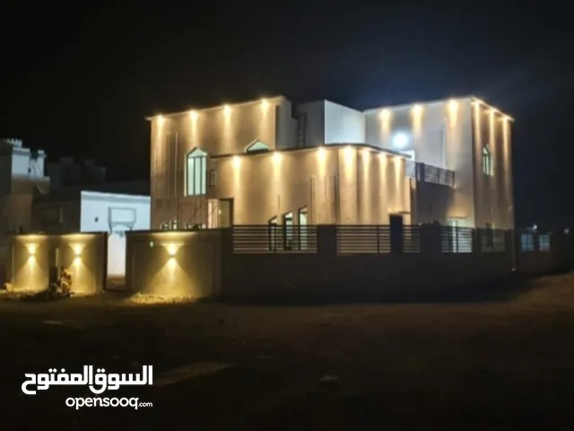 377 m2 4 Bedrooms Townhouse for Sale in Muscat Amerat