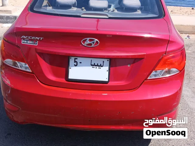 2016 هيونداي اكسنت GL