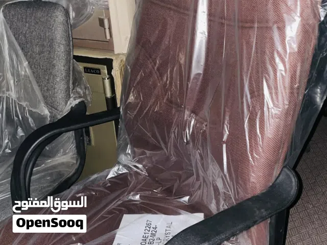 كراسي هيدروليك دوار ماليزي