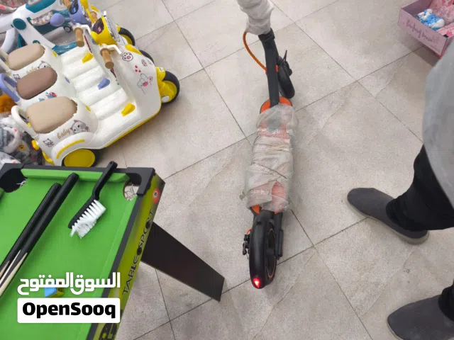 سكوتر كهرباء شحن جديد غير مستعمل ماركة شاومي بطاريه ليثيوم سرعه 50km/s