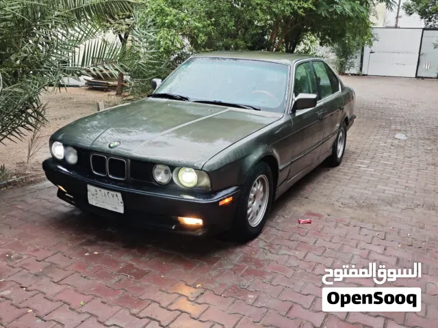 1990 بي ام دبليو الفئة 5 525