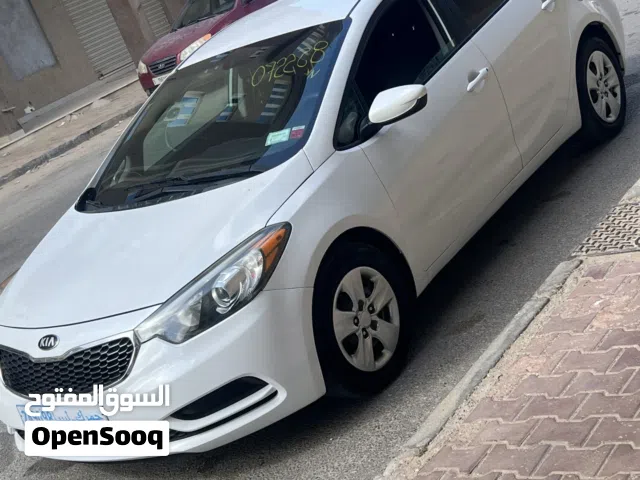 كيا فورتي محرك العادي 2015